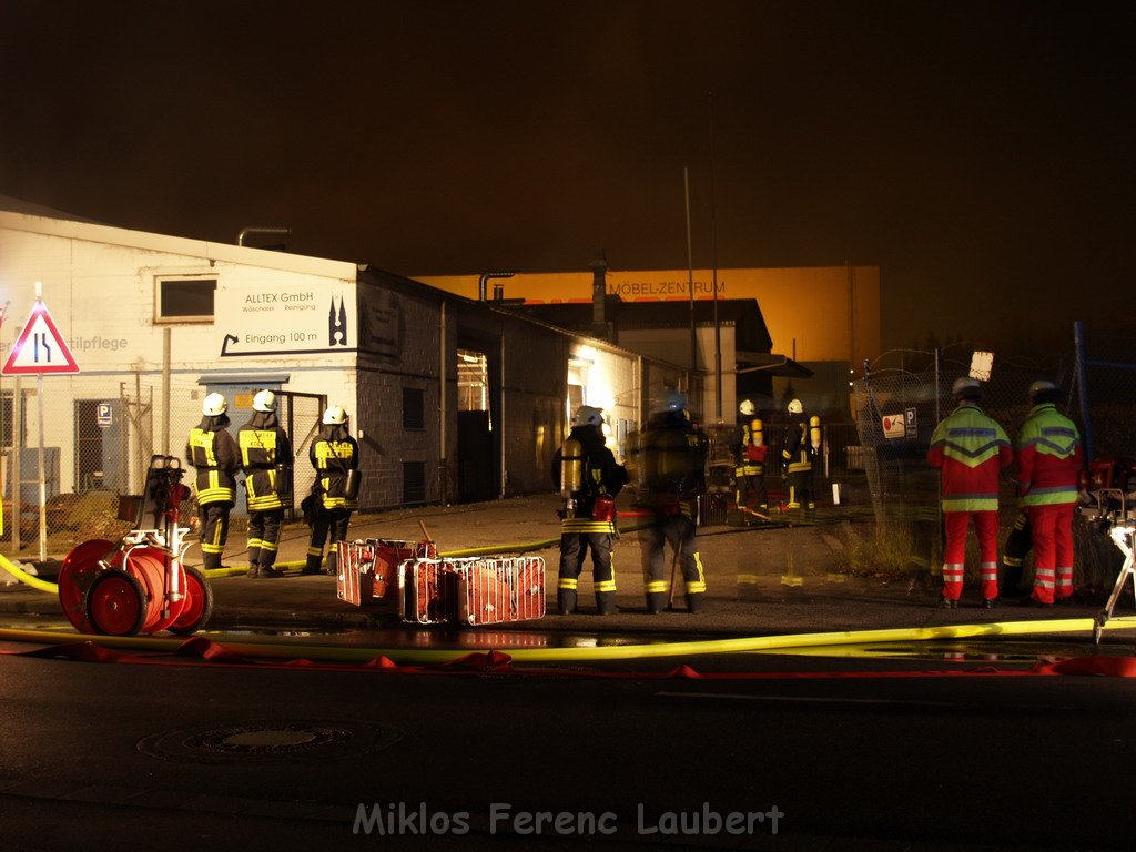 Feuer Waescherei Koeln Porz Hansestr   P05.JPG